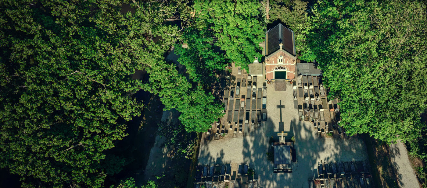 Kapel vanuit de lucht3.jpg